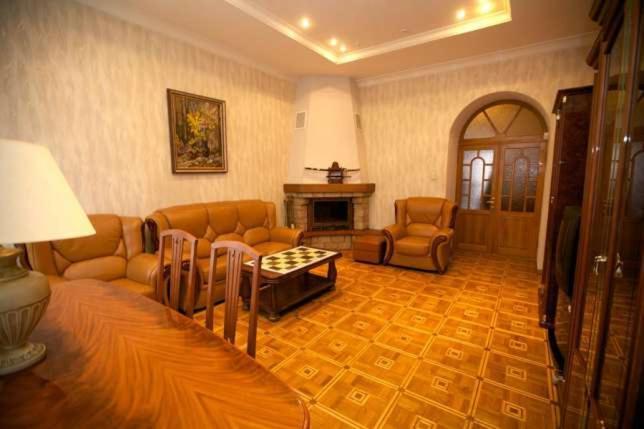 Flat in the city center Apartment Odessa Exterior photo